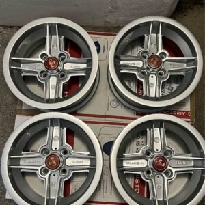 Vendo 4 cerchi Formula Car Attacco 4x98 Fiat Abarth canale 6.5 raggio 13 Cerchi