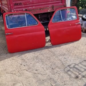 Selling a pair of complete doors side dx and sx original fiat x la 500 F-L-R.