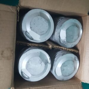 In vendita:  Serie pistoni originali per Lancia Beta HPE.