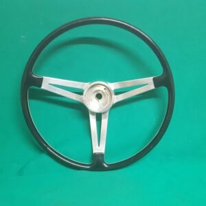 In vendita:  Volante Abarth 850 TC d’epoca, conservato in ottime condizioni.