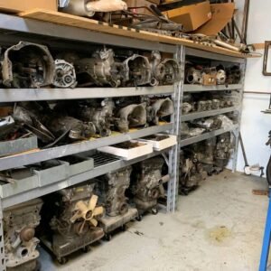 Liquidazione Ricambi Auto Storiche – Stock di Magazzino