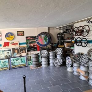 We have alloy rims available in stock for classic models from Alfa Romeo, Fiat and Lancia.