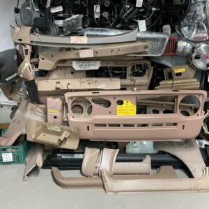 Stock Fondo di Magazzino Ricambi Fiat