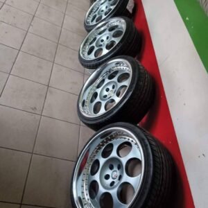 Alfa Romeo 75 – 15” Rims & Tires